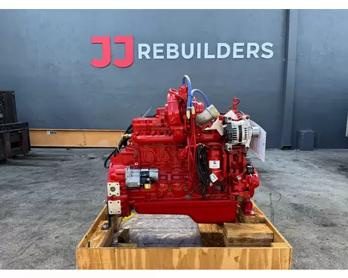 CUMMINS B6.7 Engine Assembly