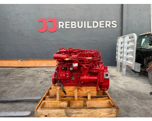 CUMMINS B6.7 Engine Assembly