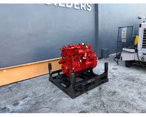 CUMMINS B6.7 Engine Assembly