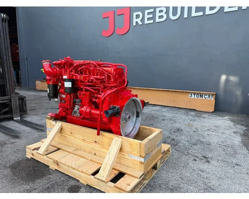 CUMMINS B6.7 Engine Assembly