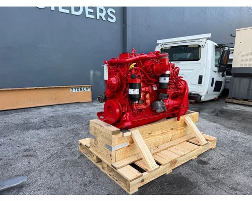 CUMMINS B6.7 Engine Assembly