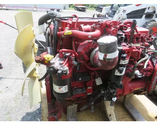 CUMMINS B6.7 Engine Assembly