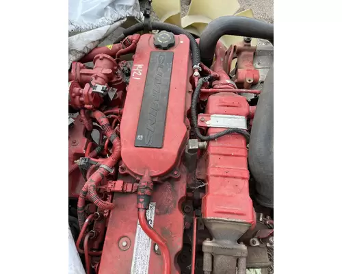 CUMMINS B6.7 Engine Assembly