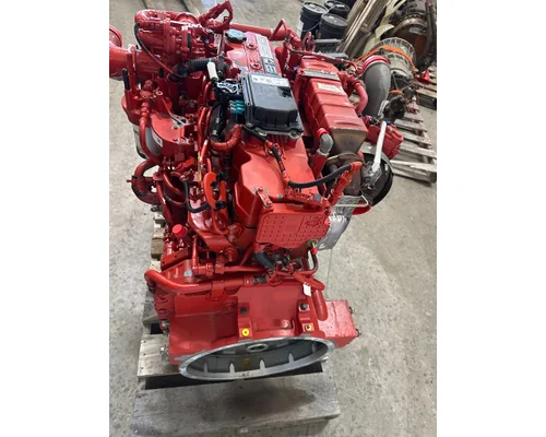 CUMMINS B6.7 Engine Assembly