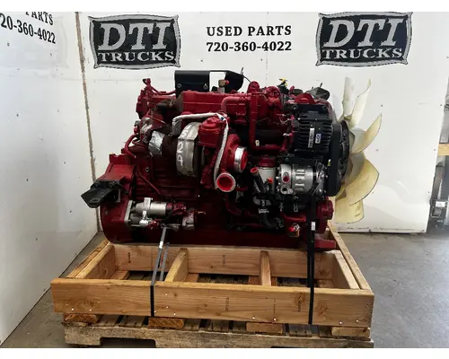 CUMMINS B6.7 Engine Assembly