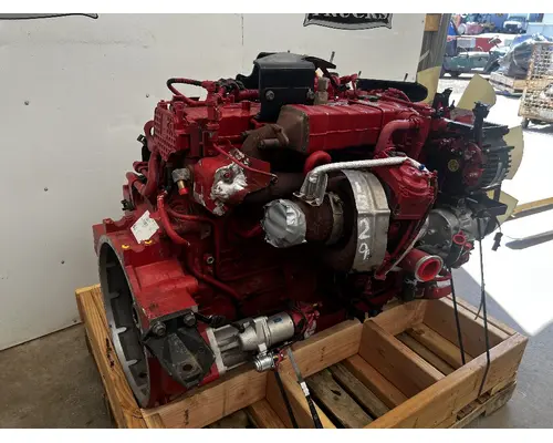 CUMMINS B6.7 Engine Assembly