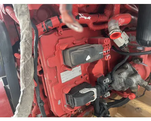 CUMMINS B6.7 Engine Assembly