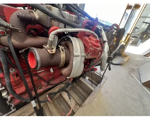 CUMMINS B6.7 Engine Assembly