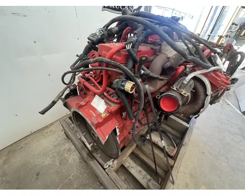 CUMMINS B6.7 Engine Assembly