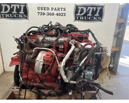 CUMMINS B6.7 Engine Assembly