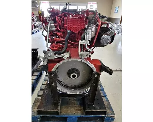 CUMMINS B6.7 Engine Assembly