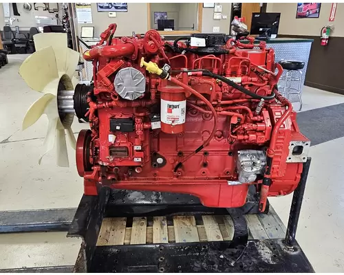 CUMMINS B6.7 Engine Assembly