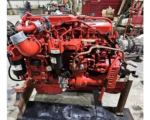 CUMMINS B6.7 Engine Assembly