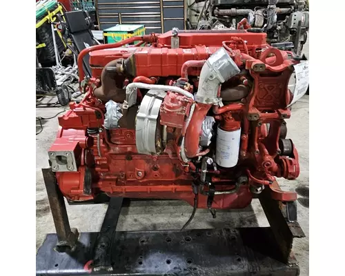 CUMMINS B6.7 Engine Assembly