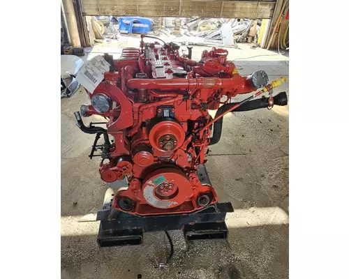 CUMMINS B6.7 Engine Assembly