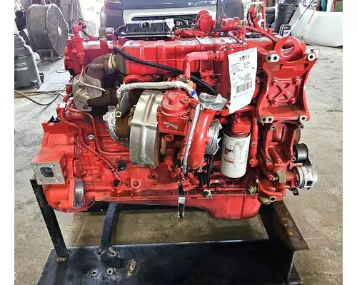 CUMMINS B6.7 Engine Assembly
