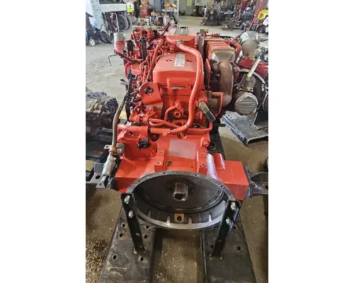CUMMINS B6.7 Engine Assembly
