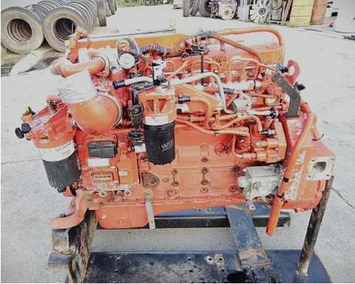 CUMMINS B6.7 Engine Assembly