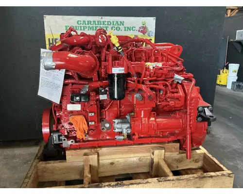 CUMMINS B6.7 Engine Assembly