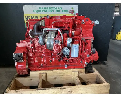 CUMMINS B6.7 Engine Assembly