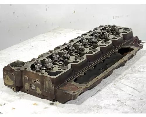 CUMMINS B6.7 Engine Cylinder Head