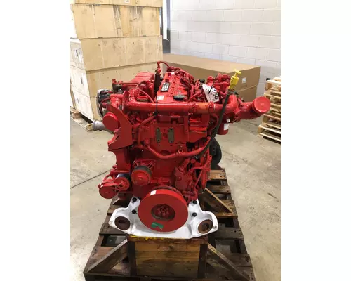 CUMMINS B6.7 Engine