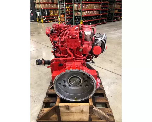 CUMMINS B6.7 Engine