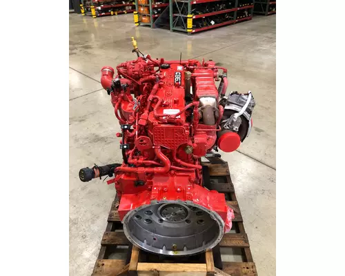 CUMMINS B6.7 Engine