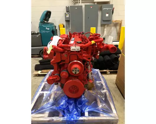 CUMMINS B6.7 Engine