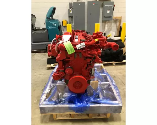 CUMMINS B6.7 Engine