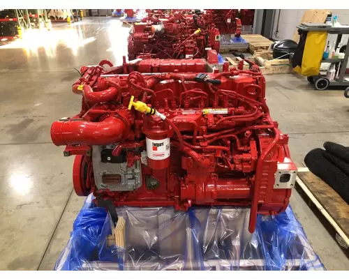 CUMMINS B6.7 Engine