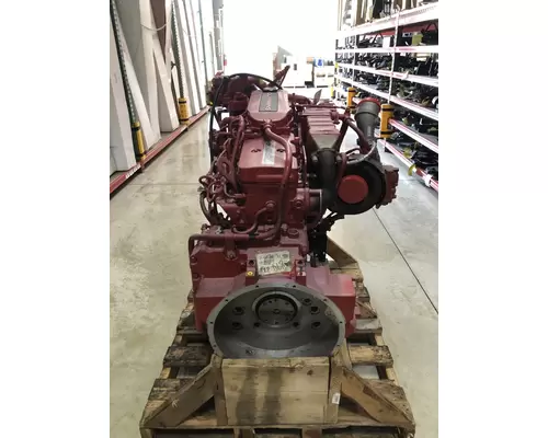 CUMMINS B6.7 Engine