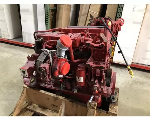 CUMMINS B6.7 Engine