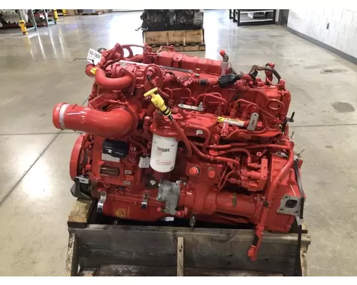 CUMMINS B6.7 Engine