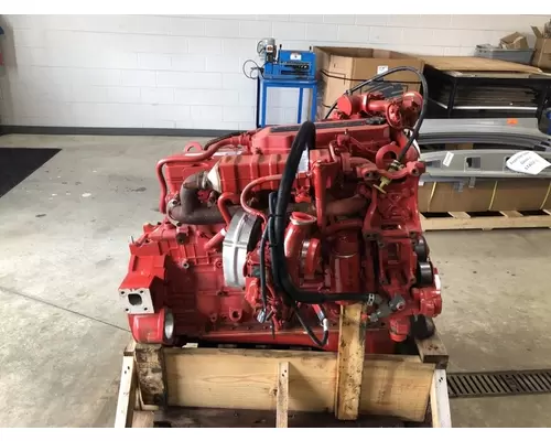 CUMMINS B6.7 Engine