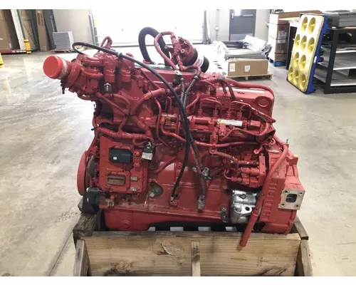 CUMMINS B6.7 Engine