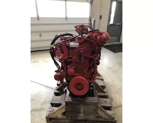 CUMMINS B6.7 Engine