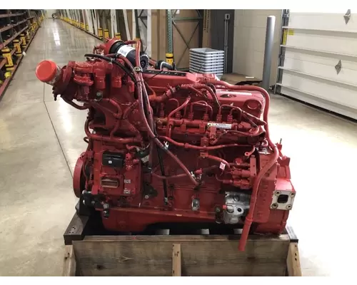 CUMMINS B6.7 Engine