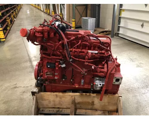 CUMMINS B6.7 Engine