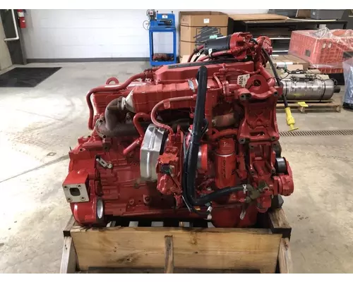 CUMMINS B6.7 Engine