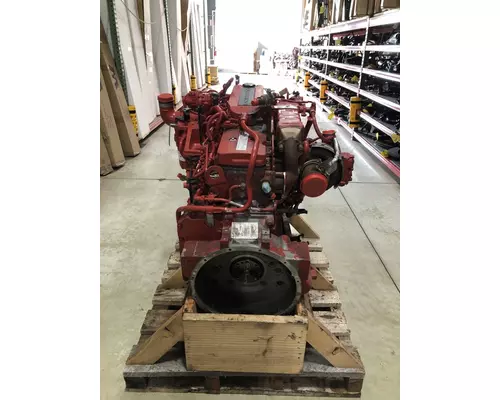 CUMMINS B6.7 Engine