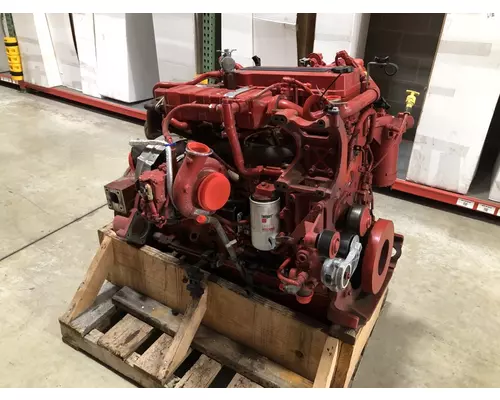 CUMMINS B6.7 Engine