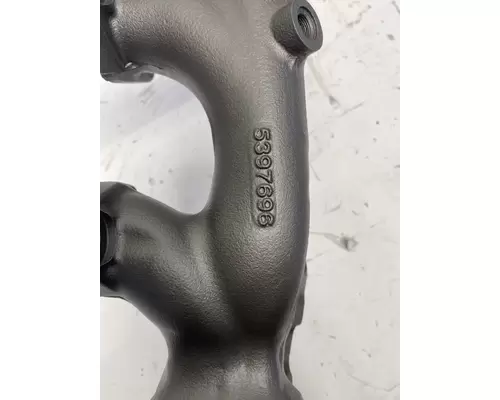 CUMMINS B6.7 Exhaust Manifold