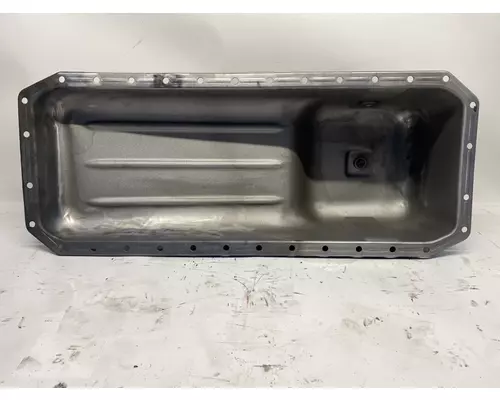 CUMMINS B6.7 Oil Pan
