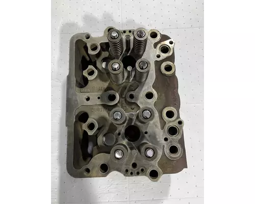 CUMMINS Big Cam III Cylinder Head