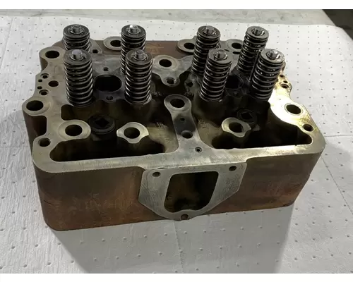 CUMMINS Big Cam III Cylinder Head