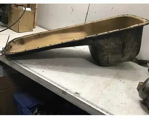 CUMMINS FL112 Oil Pan