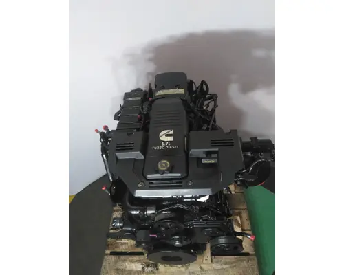 CUMMINS ISB 4824 ENGINE ASSEMBLY