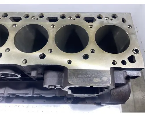 CUMMINS ISB 5.9L Cylinder Block