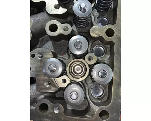 CUMMINS ISB 6.7L DEF Cylinder Head
